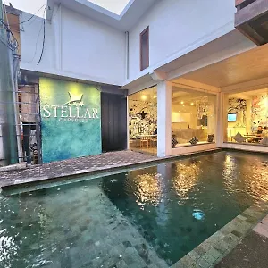  Hostel Stellar Capsules
