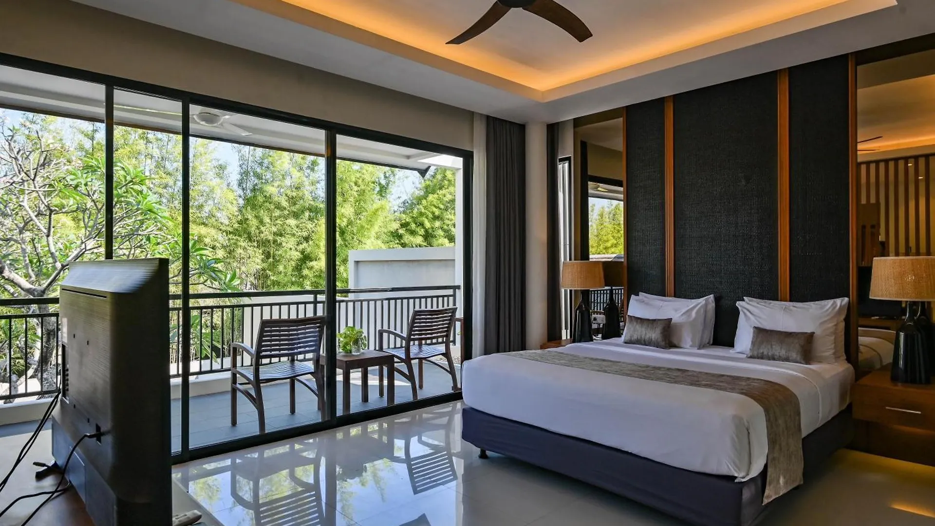 סמיניאק The Cabana Villa 0*,